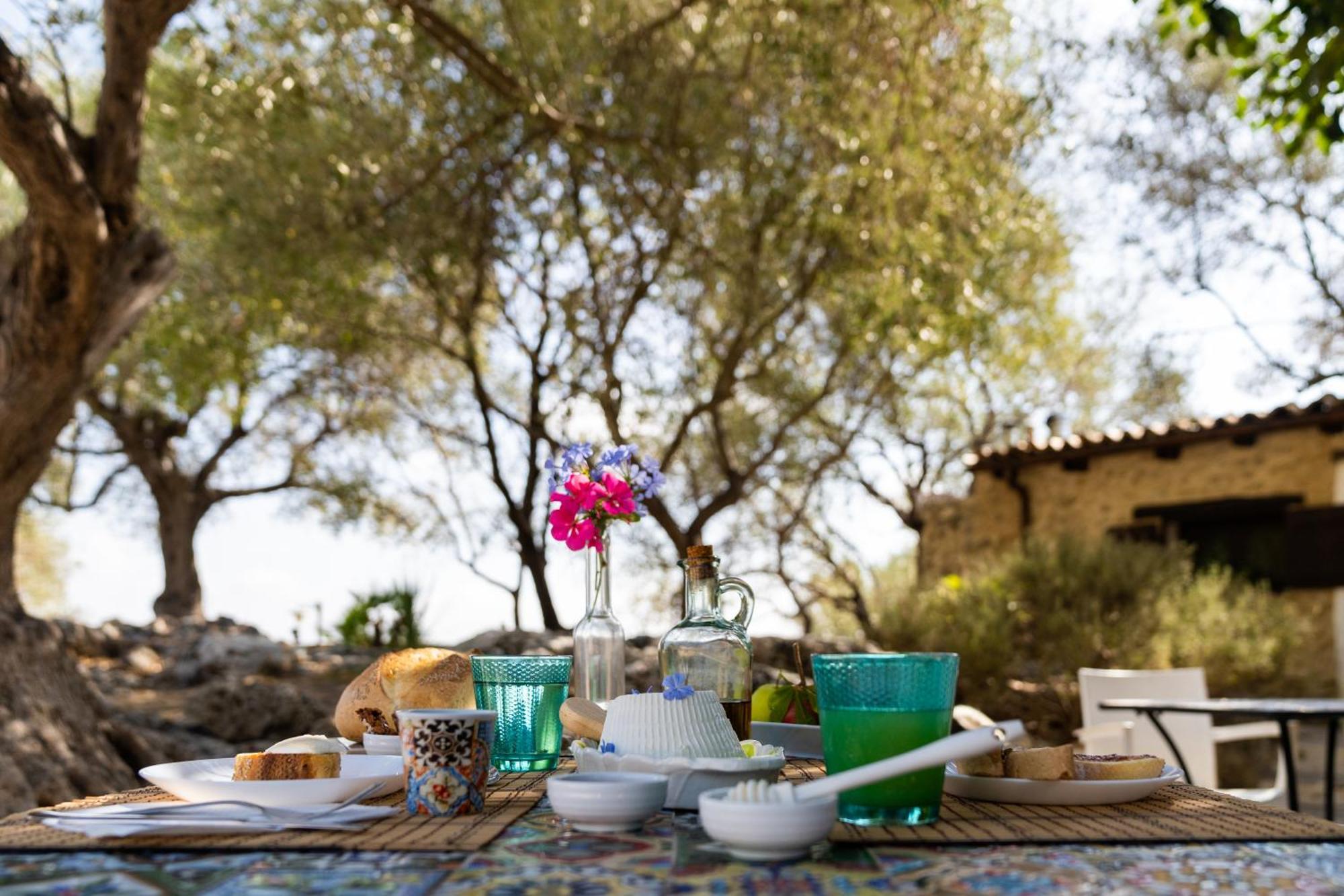 Roba Degli Ulivi Bed and Breakfast Αγκριτζέντο Εξωτερικό φωτογραφία